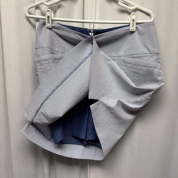 SC and Co Skort Womens Blue White Striped Size Medium Skirt Shorts Athletic Golf - Picture 3 of 9
